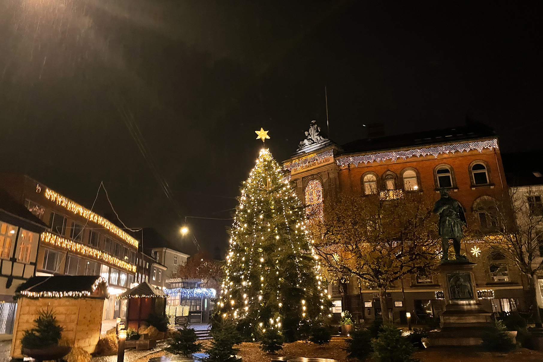 クリスマスはヒュッゲのハイシーズン
